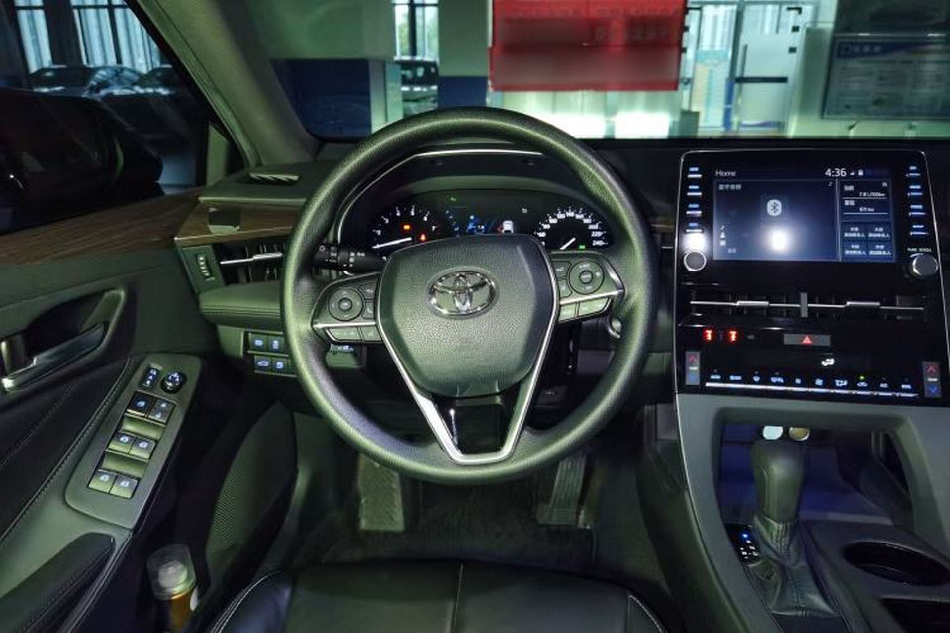 Used Toyota Avalon 2019 2.0L Ambition Edition China VI Steering Wheel