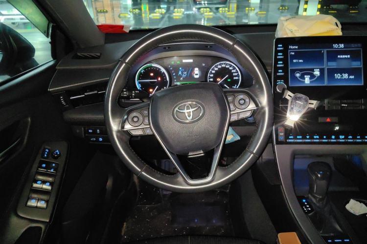 Used Toyota Avalon 2019 Dual-Engine 2.5L Luxury Edition China VI Standard Steering Wheel