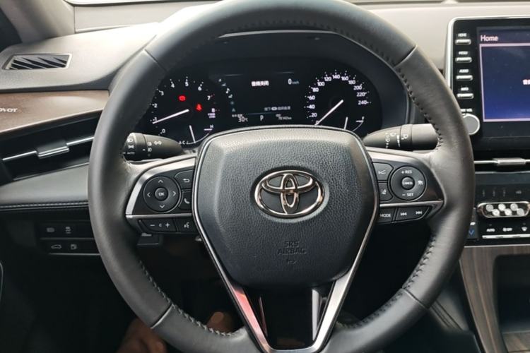 Used Toyota Avalon 2019 2.0L Luxury Edition China VI Standard Steering Wheel