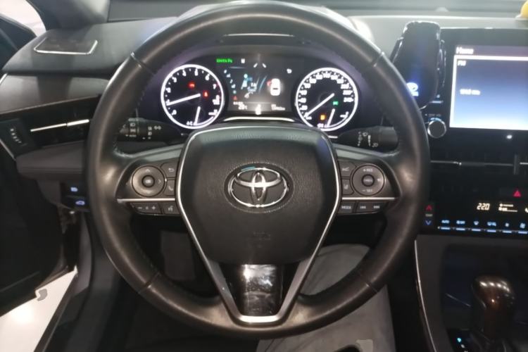 Used Toyota Avalon 2019 2.0L XLE Premium Edition China VI Steering Wheel