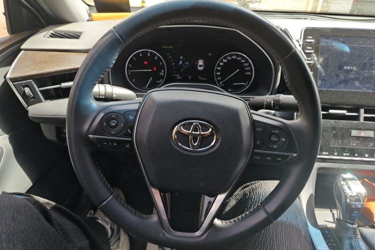 Used Toyota Avalon 2019 2.0L XLE Premium Edition China VI Steering Wheel