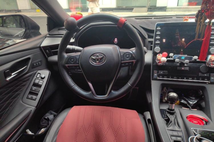 Used Toyota Avalon 2019 Dual-Engine 2.5L XLE Prestige Version China VI Standard Steering Wheel