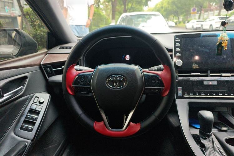 Used Toyota Avalon 2019 2.5L Ambition Version China V Standard Steering Wheel