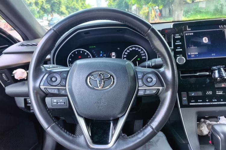 Used Toyota Avalon 2019 2.5L Touring Premium Version China VI Standard Steering Wheel