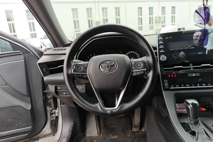 Used Toyota Avalon 2019 2.0L Luxury Edition China VI Standard Steering Wheel