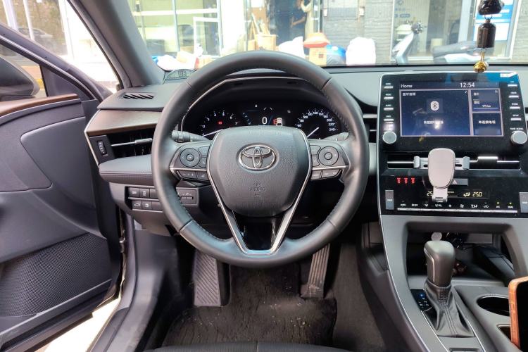 Used Toyota Avalon 2019 2.0L Luxury Edition China VI Standard Steering Wheel