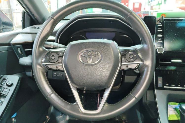 Used Toyota Avalon 2019 2.0L XLE Premium Edition China VI Steering Wheel