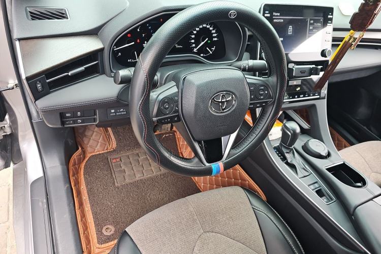 Used Toyota Avalon 2019 2.0L Luxury Edition China VI Standard Steering Wheel