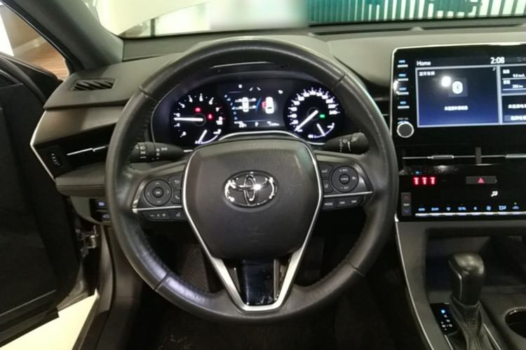 Used Toyota Avalon 2019 2.0L Luxury Edition China VI Standard Steering Wheel