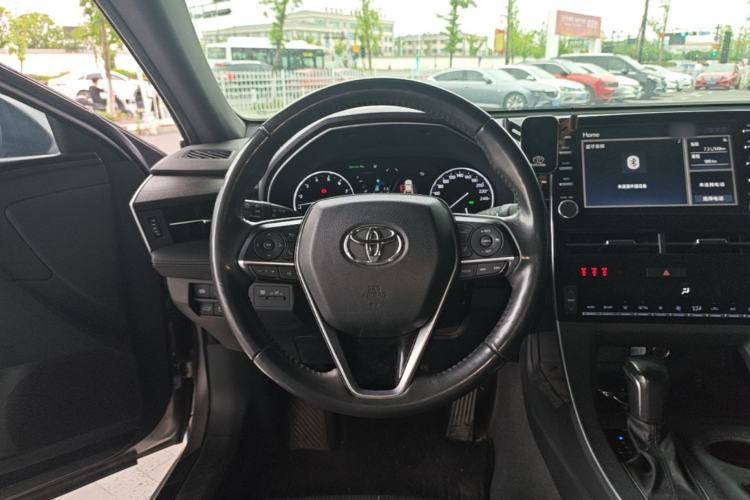 Used Toyota Avalon 2019 2.0L XLE Premium Edition China VI Steering Wheel