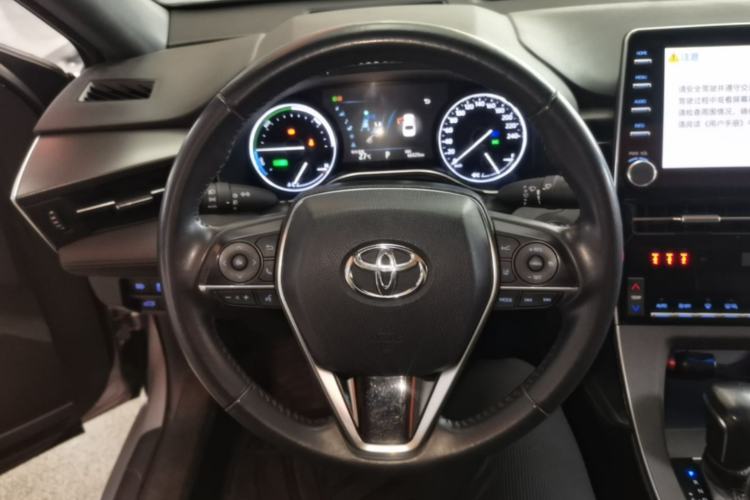 Used Toyota Avalon 2019 Dual-Engine 2.5L Luxury Edition China VI Standard Steering Wheel