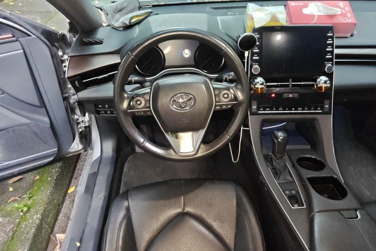 Used Toyota Avalon 2019 2.0L XLE Premium Edition China VI Steering Wheel