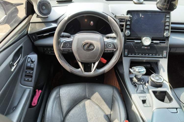 Used Toyota Avalon 2019 2.0L Luxury Edition China VI Standard Steering Wheel