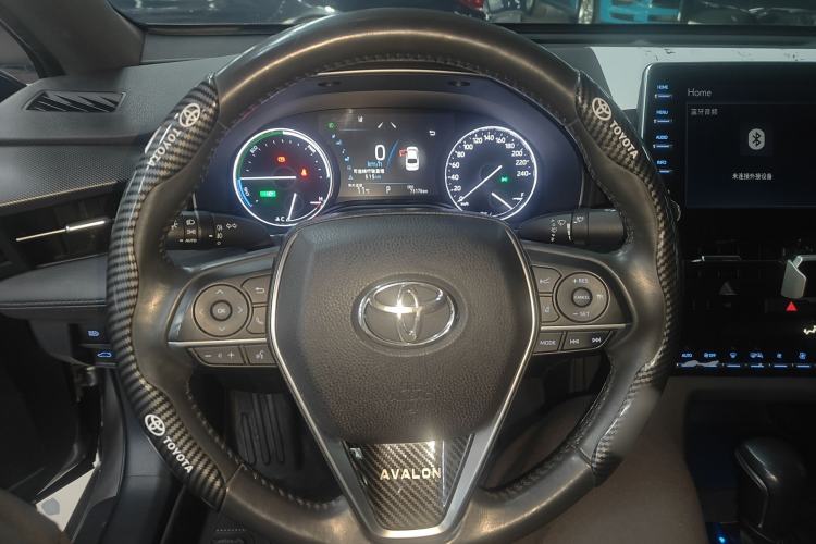 Used Toyota Avalon 2019 Dual-Engine 2.5L Luxury Edition China VI Standard Steering Wheel