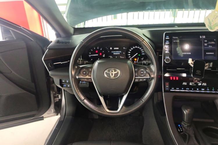 Used Toyota Avalon 2019 2.0L Luxury Edition China VI Standard Steering Wheel