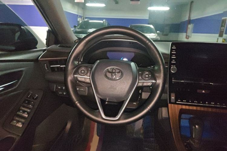 Used Toyota Avalon 2019 2.0L Luxury Edition China VI Standard Steering Wheel