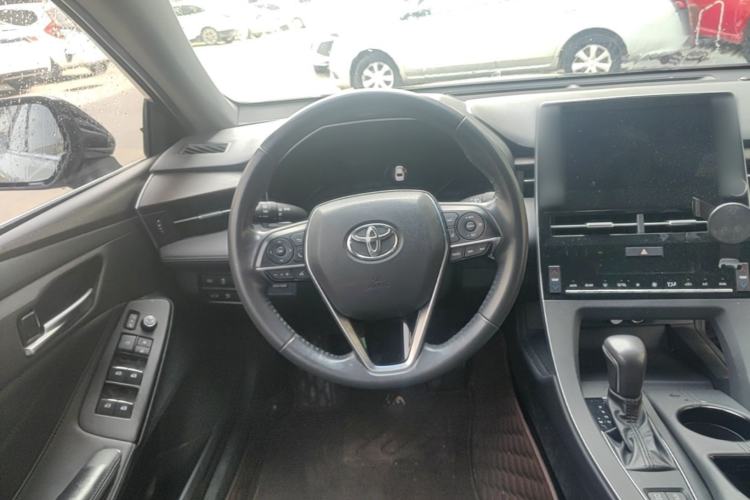 Used Toyota Avalon 2019 2.0L Luxury Edition China VI Standard Steering Wheel