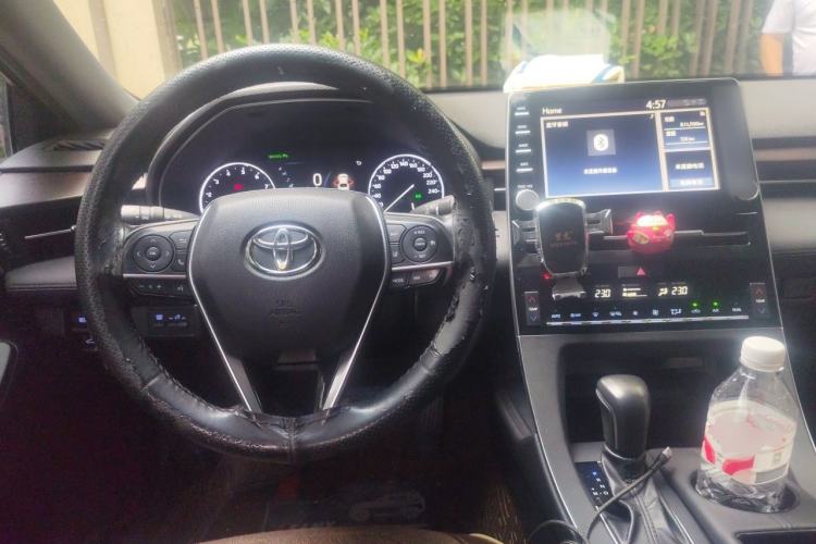 Used Toyota Avalon 2019 2.0L XLE Premium Edition China VI Steering Wheel