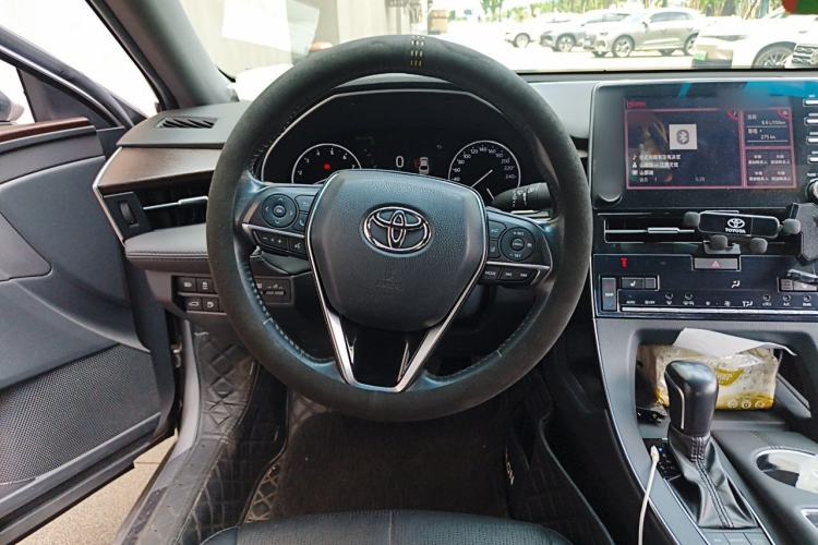 Used Toyota Avalon 2019 2.5L Touring Premium Version China VI Standard Steering Wheel