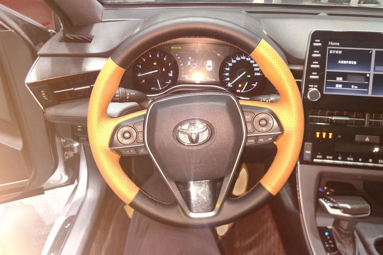 Used Toyota Avalon 2019 2.0L XLE Premium Edition China VI Steering Wheel
