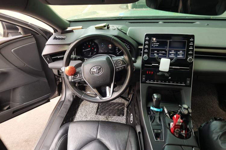 Used Toyota Avalon 2019 2.0L Luxury Edition China VI Standard Steering Wheel