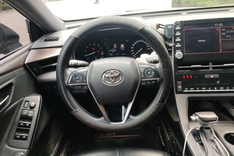 Used Toyota Avalon 2019 2.0L Ambition Edition China VI Steering Wheel