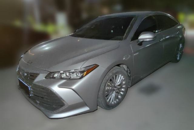 Used Toyota Avalon 2019 Dual-Engine 2.5L XLE Prestige Version China VI Standard