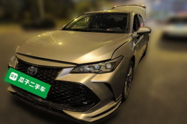 Used Toyota Avalon 2019 Dual-Engine 2.5L Luxury Edition China V Standard