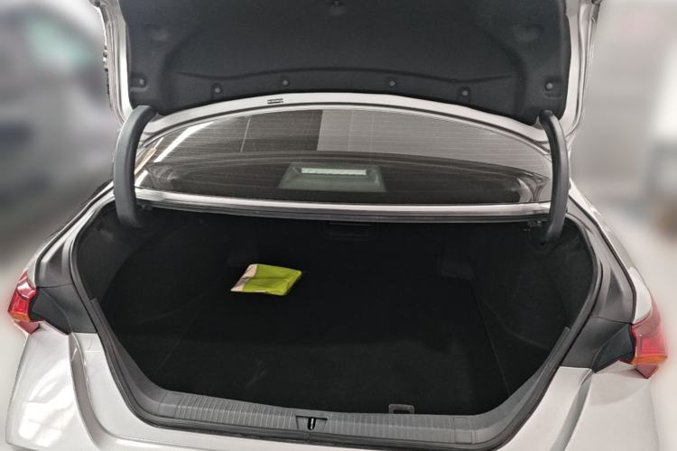 Used Toyota Avalon 2019 2.0L Ambition Edition China VI Trunk