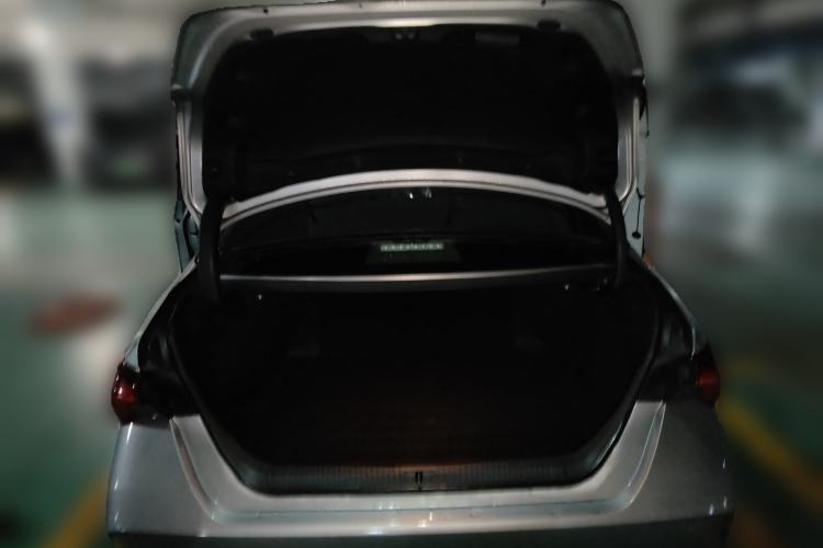 Used Toyota Avalon 2019 2.0L Luxury Edition China VI Standard Trunk