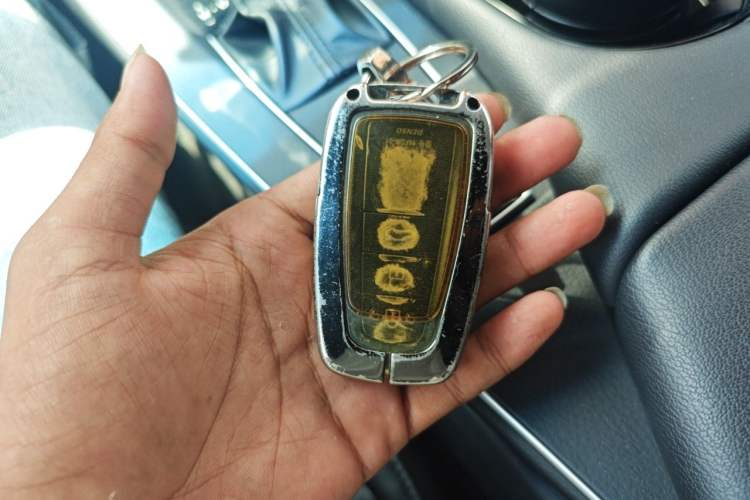 Used Toyota Avalon 2019 2.0L Luxury Edition China VI Standard Vehicle Key
