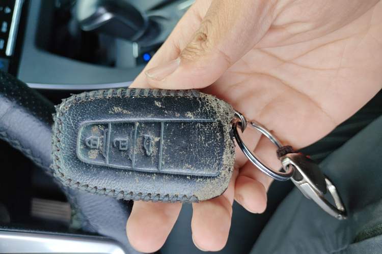 Used Toyota Avalon 2019 2.5L Touring Premium Version China VI Standard Vehicle Key