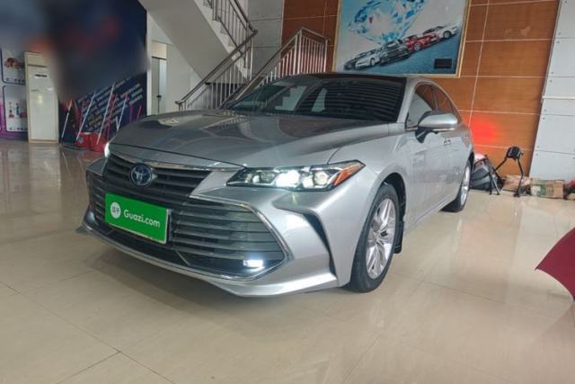 Used Toyota Avalon 2019 Dual-Engine 2.5L Luxury Edition China VI Standard
