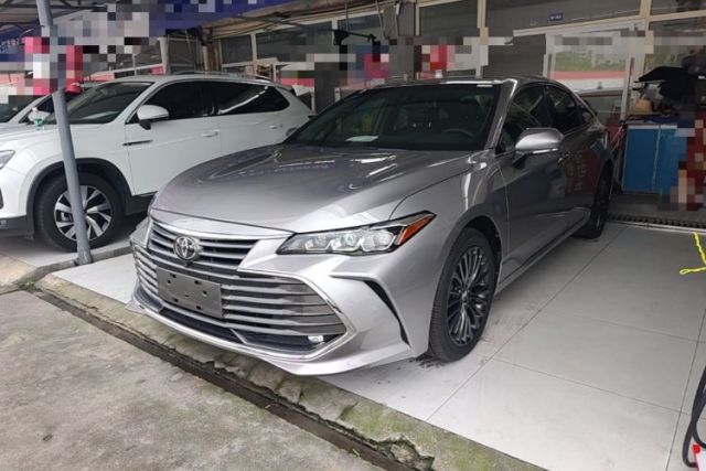 Ojetý Toyota Avalon 2019 2.0L XLE Premium Edition China VI