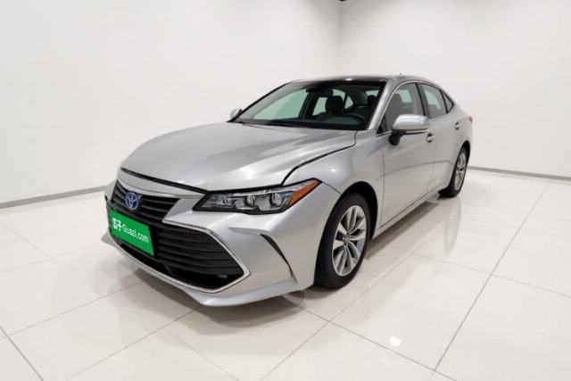 Gebrauchter Toyota Avalon 2019 Dual-Engine 2.5L Luxury Edition China VI Standard