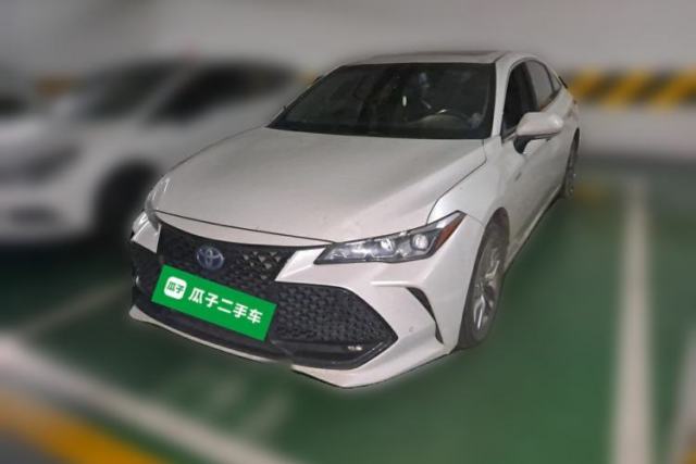 Used Toyota Avalon 2019 Dual-Engine 2.5L Luxury Edition China VI Standard