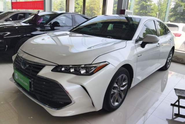 Used Toyota Avalon 2019 Dual-Engine 2.5L Luxury Edition China VI Standard