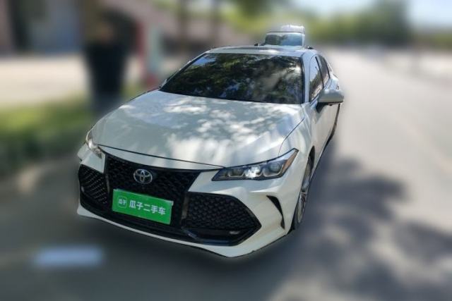 Used Toyota Avalon 2019 Dual-Engine 2.5L Luxury Edition China VI Standard