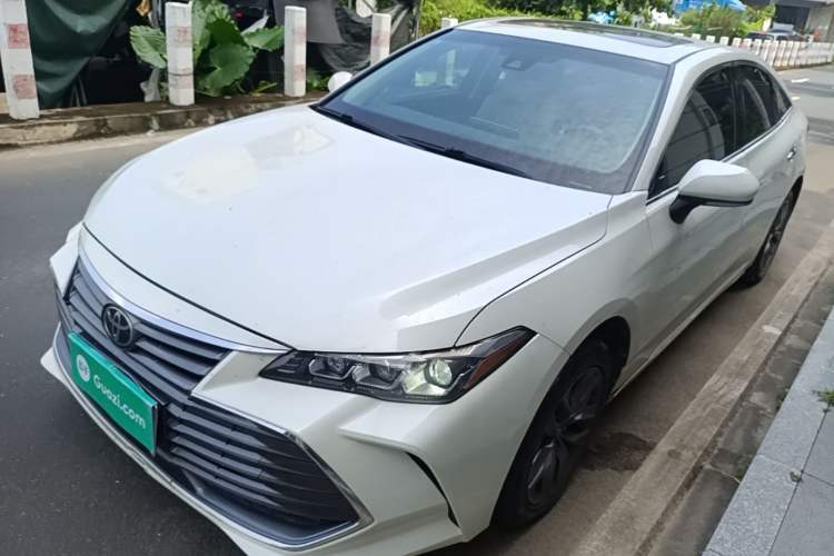 Używany Toyota Avalon 2019 2.0L Luxury Edition China VI Standard Guazi used car, China used car export, Used car for sale, Used cars, Cheapest cars for sale