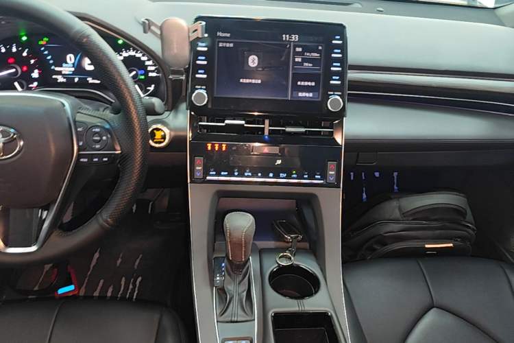 Used Toyota Avalon 2019 2.0L Ambition Edition China VI Audio And AC Panel