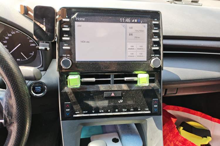 Used Toyota Avalon 2019 2.0L Luxury Edition China VI Standard Audio And AC Panel