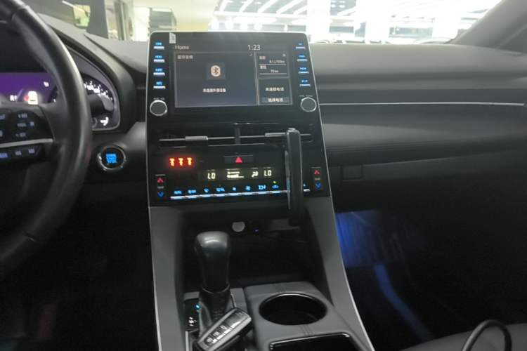 Used Toyota Avalon 2019 2.0L Luxury Edition China VI Standard Audio And AC Panel