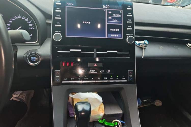 Used Toyota Avalon 2019 2.0L Luxury Edition China VI Standard Audio And AC Panel