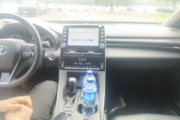 Used Toyota Avalon 2019 2.0L XLE Premium Edition China VI Audio And AC Panel