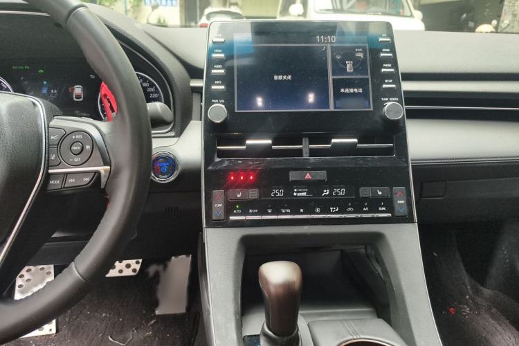 Used Toyota Avalon 2019 Dual-Engine 2.5L XLE Prestige Version China VI Standard Audio And AC Panel