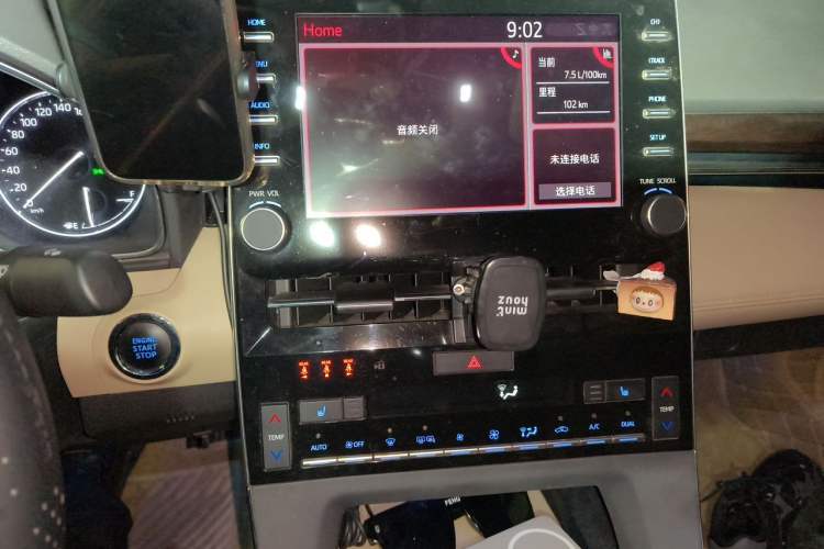Used Toyota Avalon 2019 2.5L Touring Premium Version China VI Standard Audio And AC Panel