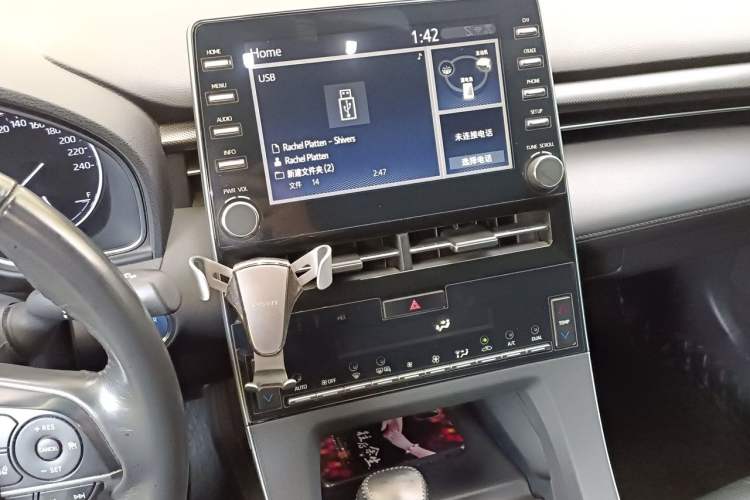 Used Toyota Avalon 2019 Dual-Engine 2.5L Luxury Edition China VI Standard Audio And AC Panel