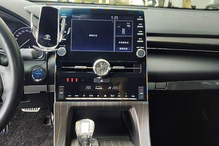 Used Toyota Avalon 2019 Dual-Engine 2.5L Luxury Edition China VI Standard Audio And AC Panel