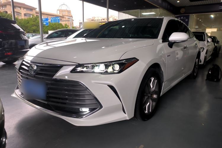 Used Toyota Avalon 2019 Dual-Engine 2.5L Luxury Edition China VI Standard Guazi used car, China used car export, Used car for sale, Used cars, Cheapest cars for sale