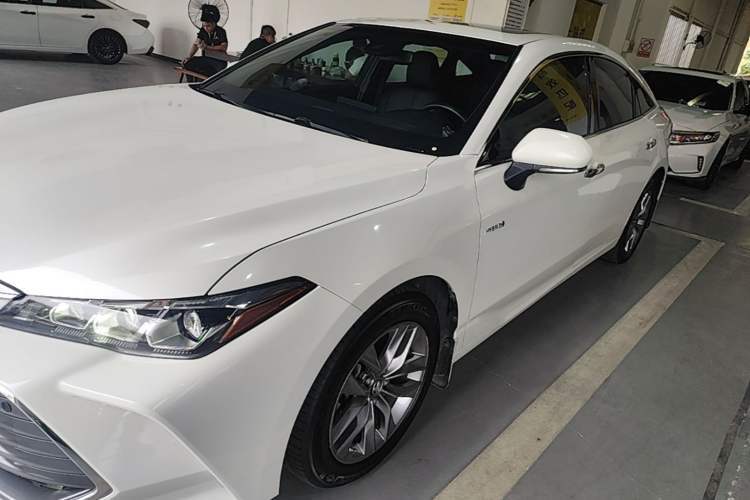 Used Toyota Avalon 2019 Dual-Engine 2.5L Luxury Edition China VI Standard Guazi used car, China used car export, Used car for sale, Used  cars, Cheapest cars for sale